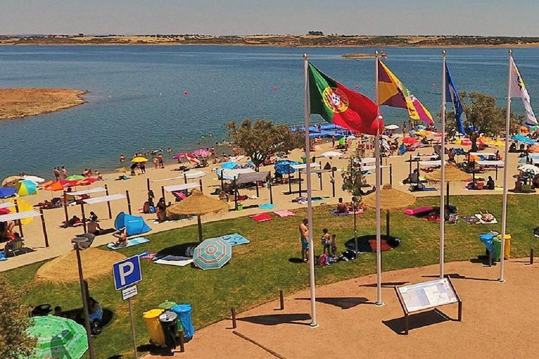فيلا Casa Do Corval São Pedro do Corval المظهر الخارجي الصورة